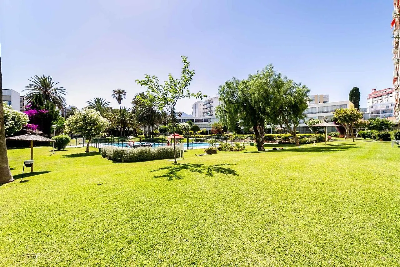 Apartamento Acogedor, Terraza, Piscina Y Mar Benalmádena España