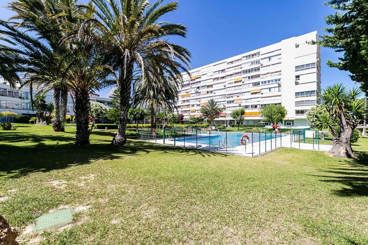 Apartamento Acogedor, Terraza, Piscina Y Mar Benalmádena