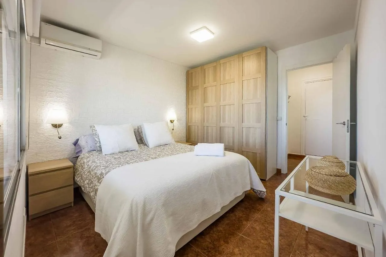 Apartamento Acogedor, Terraza, Piscina Y Mar Benalmádena 0*,  España