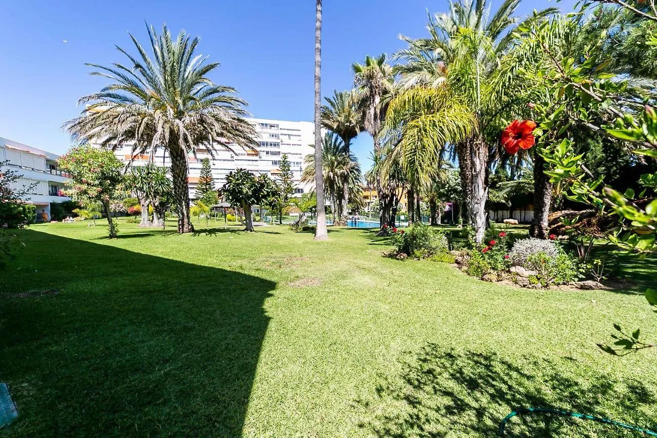 Apartamento Acogedor, Terraza, Piscina Y Mar Benalmádena